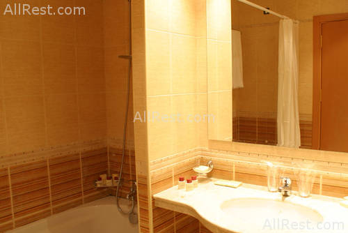 Majestic Hotel & Residence 30